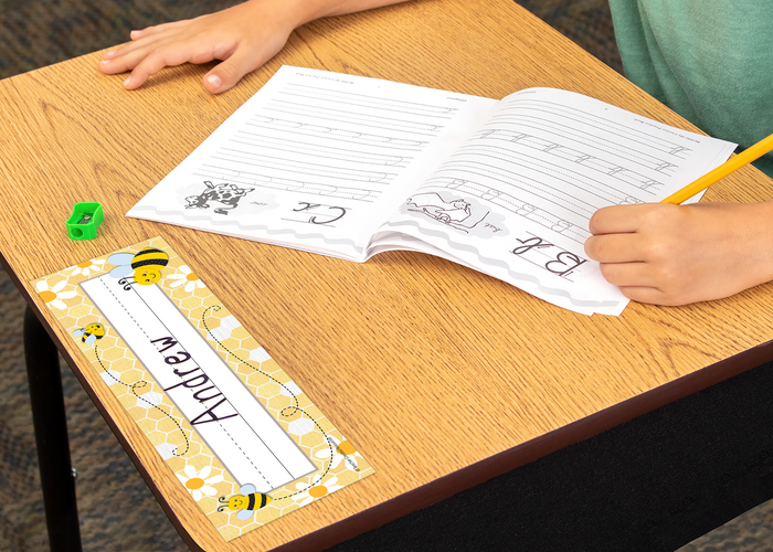 Buzzing Bees Flat Name Plates