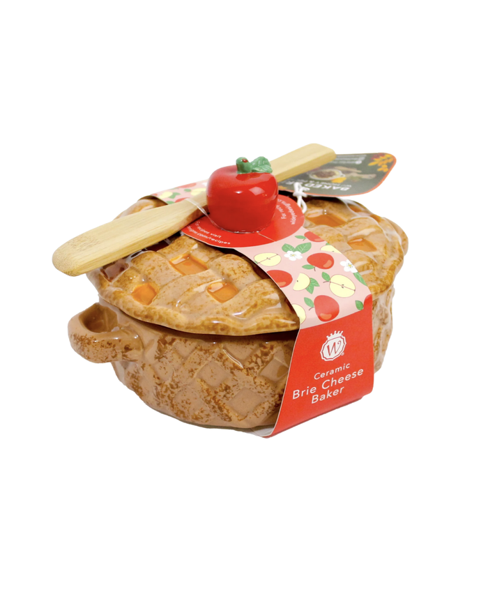 Pie Brie Baker, Apple