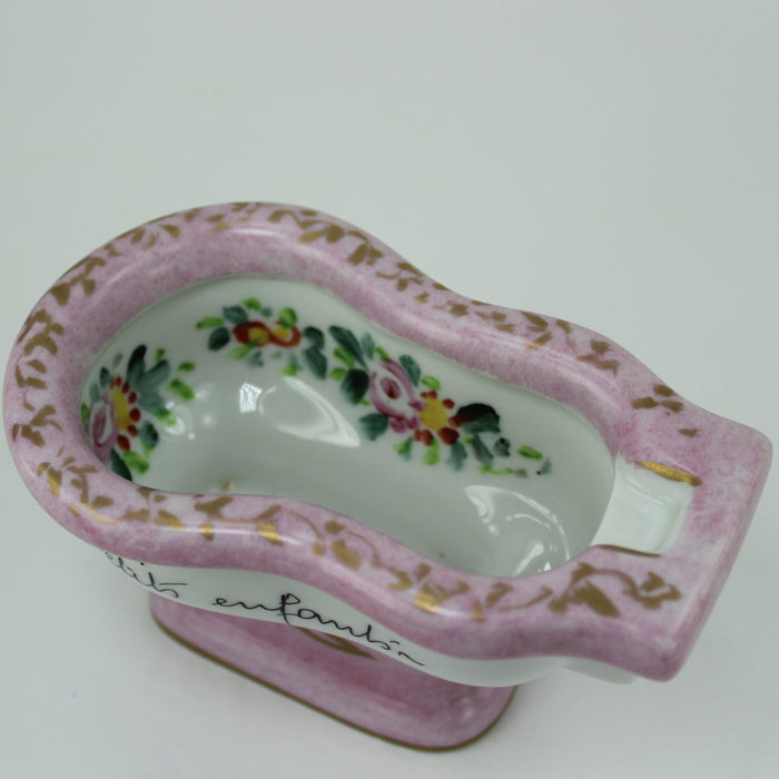 Vintage 1940s Porcelain Baptism Bowl Inscribed "laissez venir à moi les petits enfants" interior view